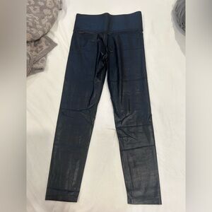 Carbon 38 size medium 7/8 legging